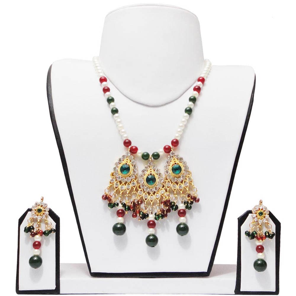3 Pendant Traditional Beads Set