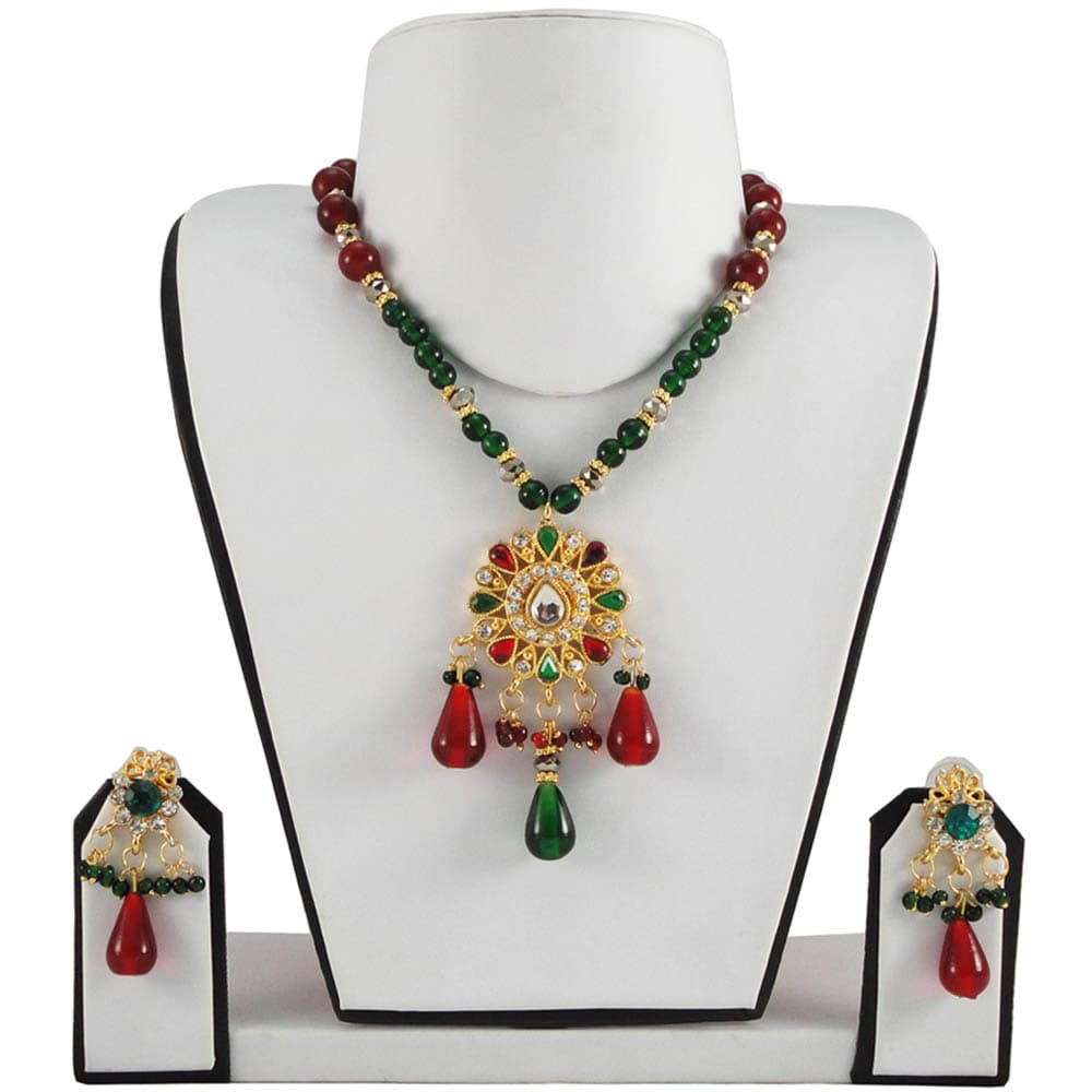 Green and red color beads necklace