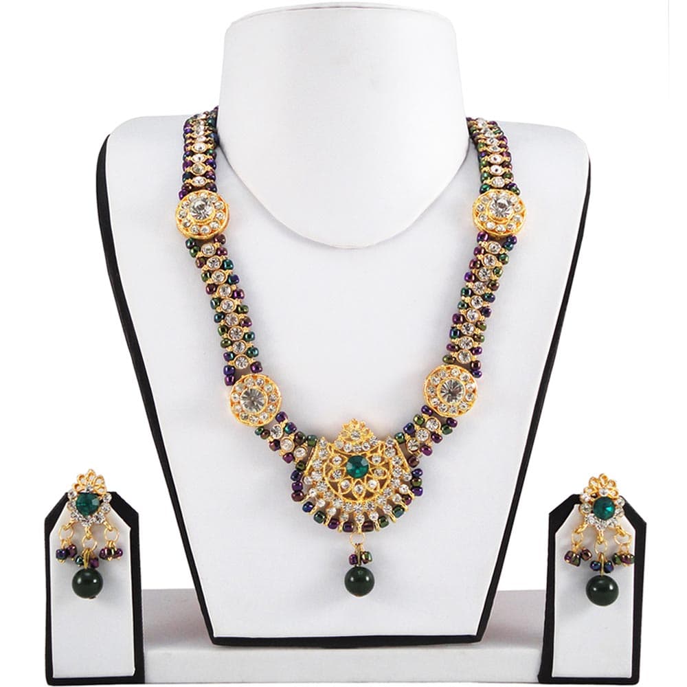 Maroon Green Necklace With Diamonds Pendants