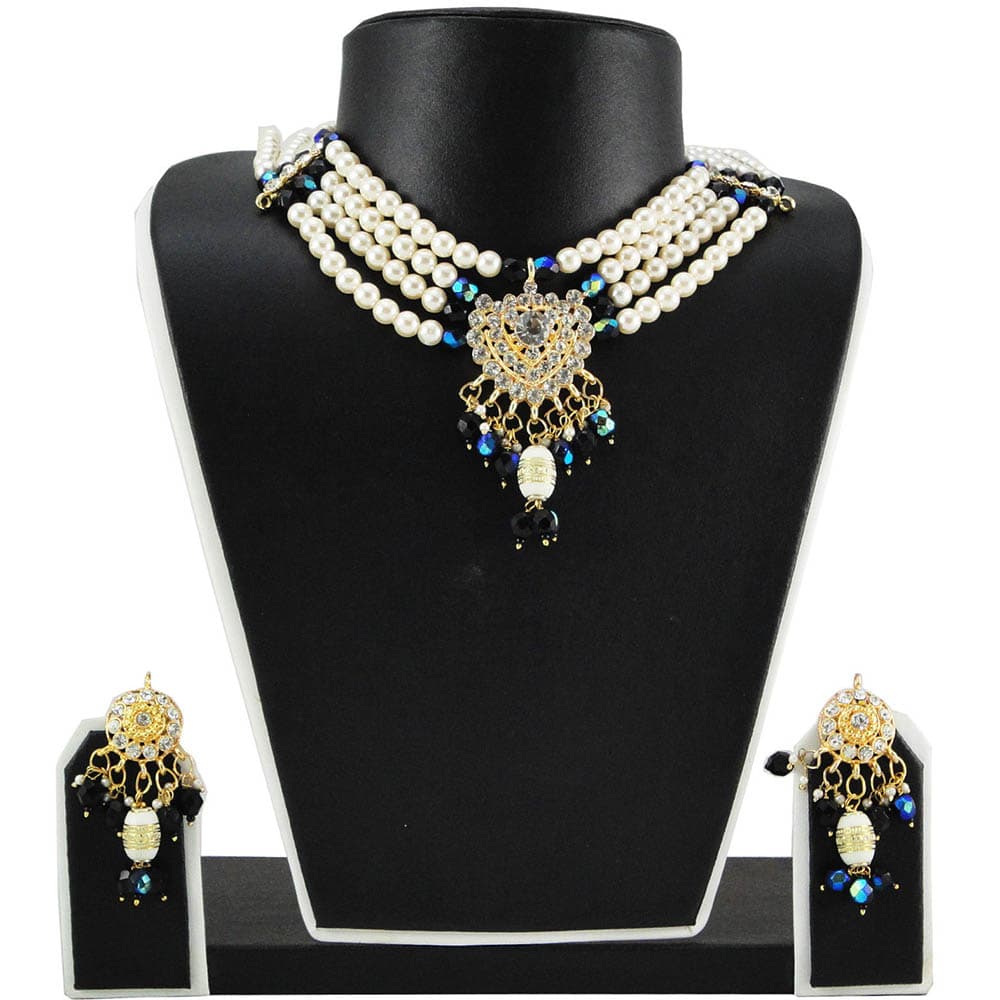Cream Choker Necklace Pendant