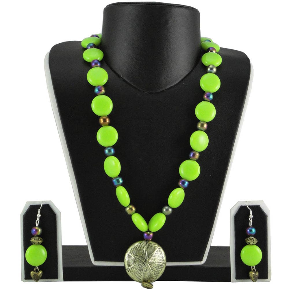 Green Button Beads Necklace