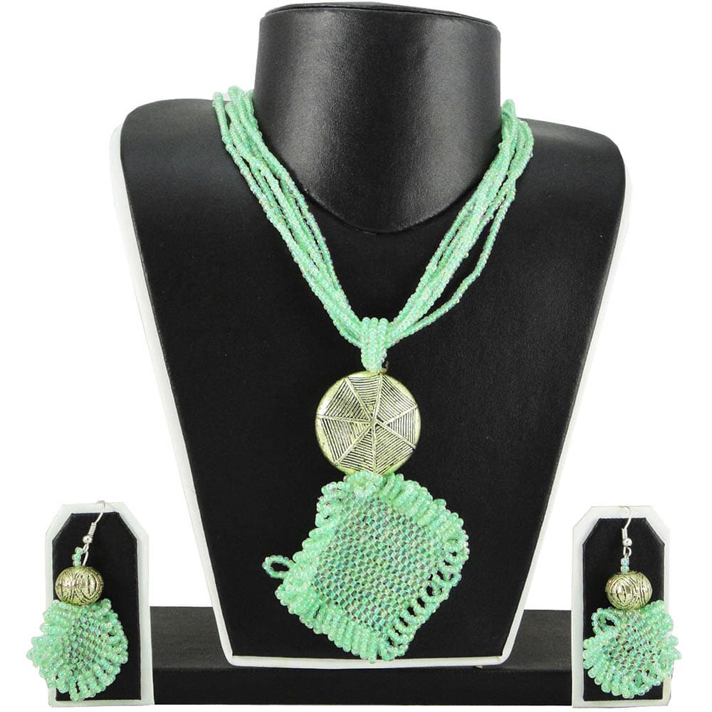 Green Jeko Moti Set With Antique Pendant