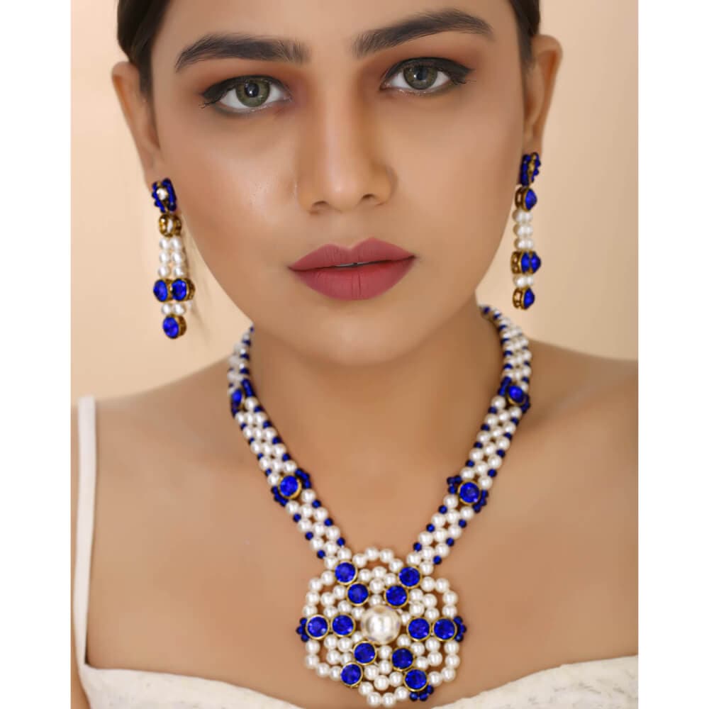 Blue White Beads Kundan Necklace Set