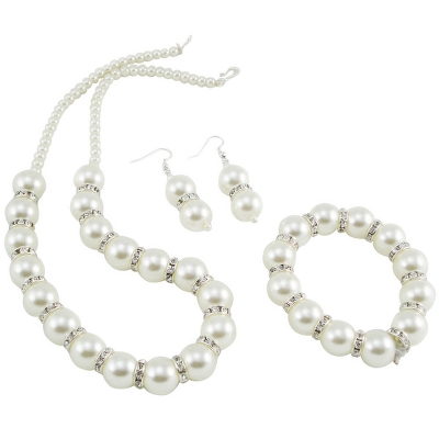Cream Large Pearl set with Diamond Rings