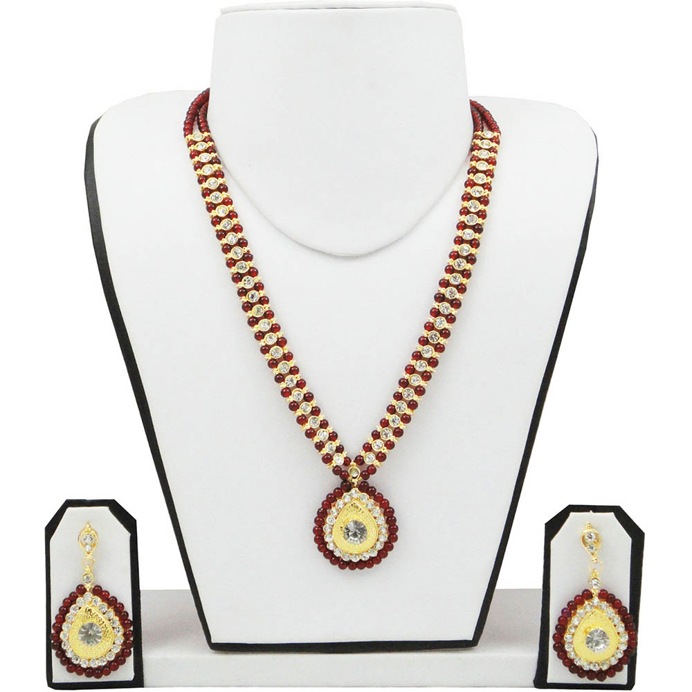 Maroon Beads Necklace with Diamond Stone Pendant