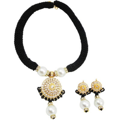 Black Jeko Moti Necklace with Diamond Stone Pendant
