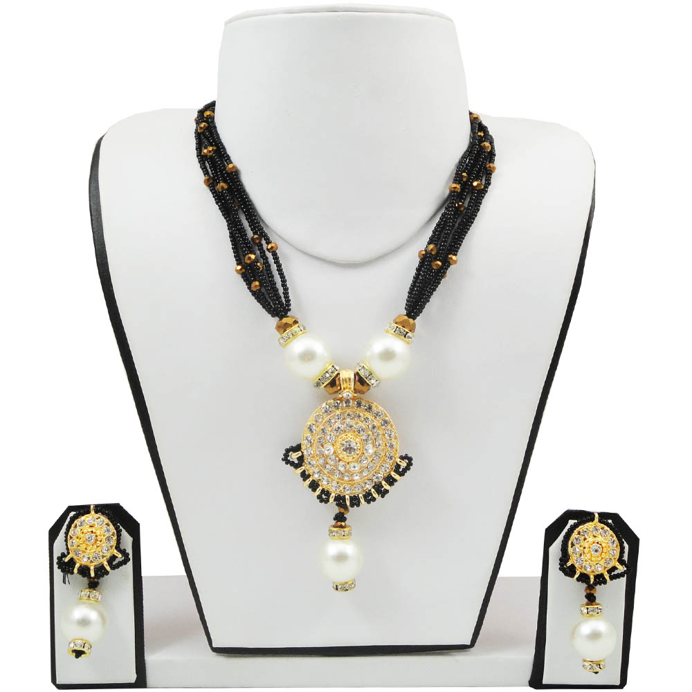 Black Jeko Moti Necklace with Diamond Stone Pendant