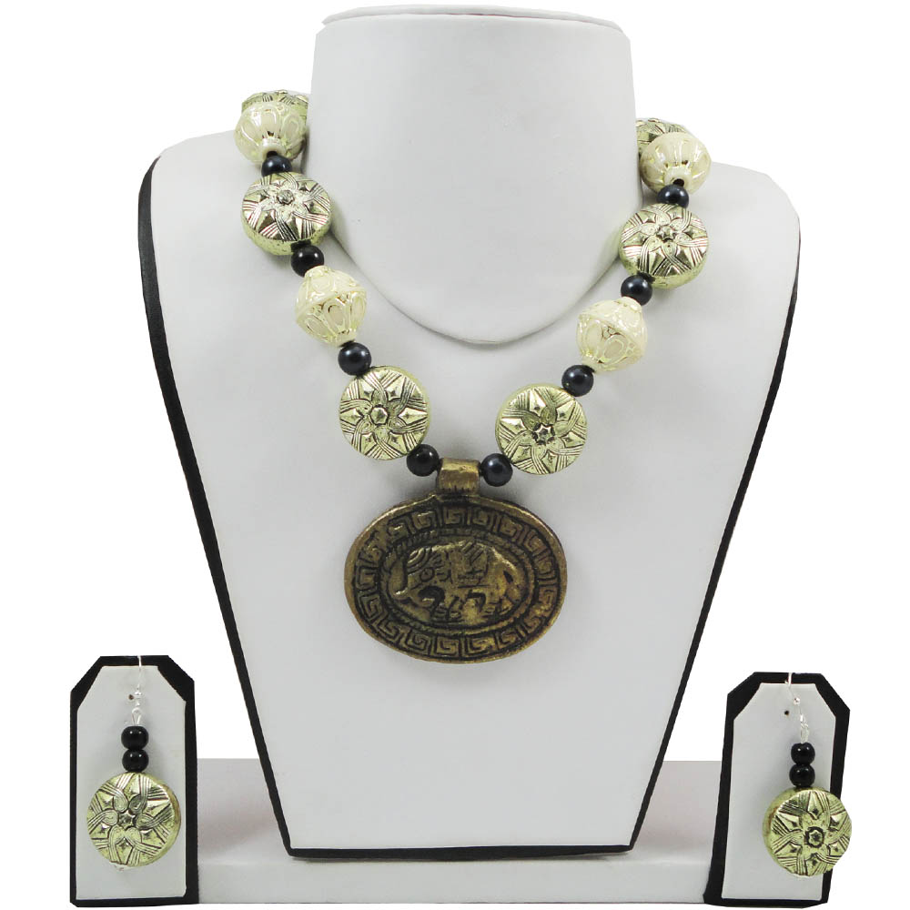 Antique Beads Necklace