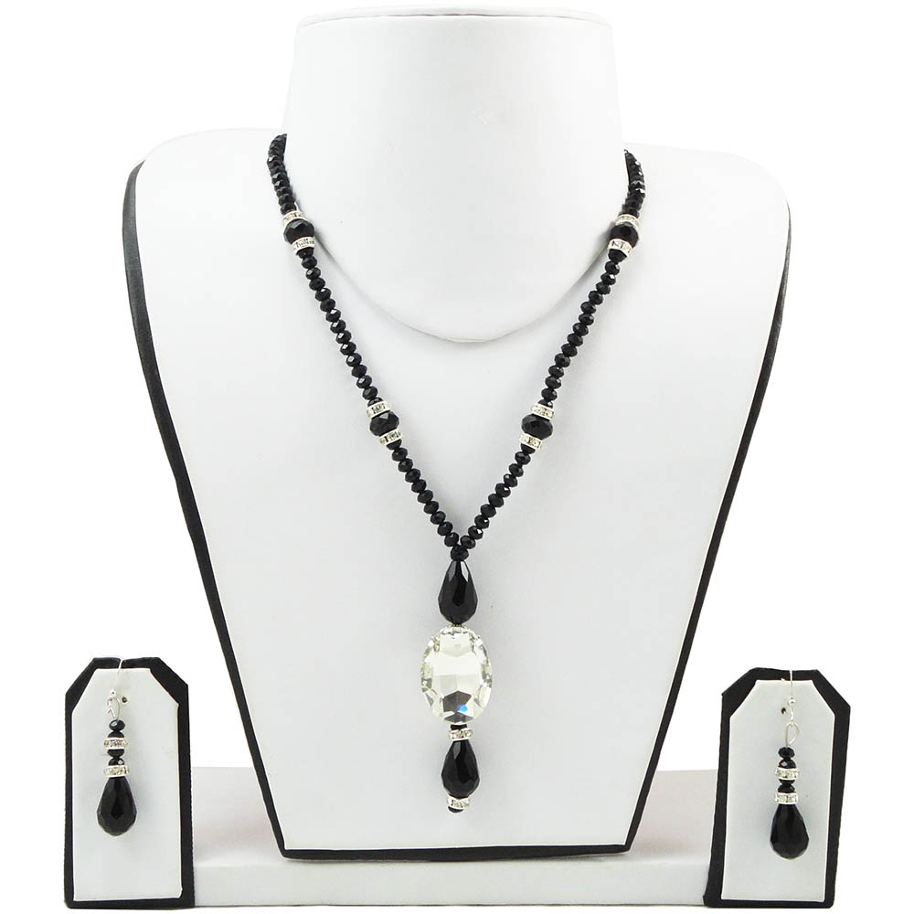 Black Crystal Beads Necklace with Rhinestone pendant