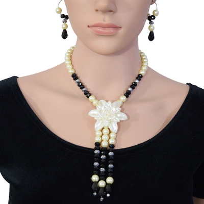 Pearls & Crystal Beads Designer Necklace