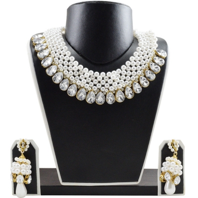 White Pearl Kundan Necklace Set