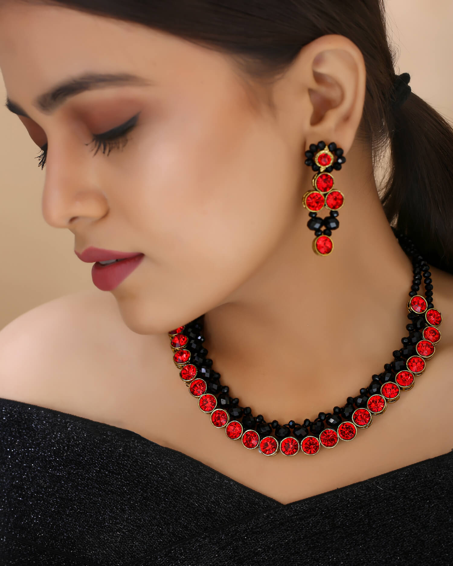 SRAVANA, New Black Thread Necklace Set for Women-SAYDTNS001 –  www.soosi.co.in