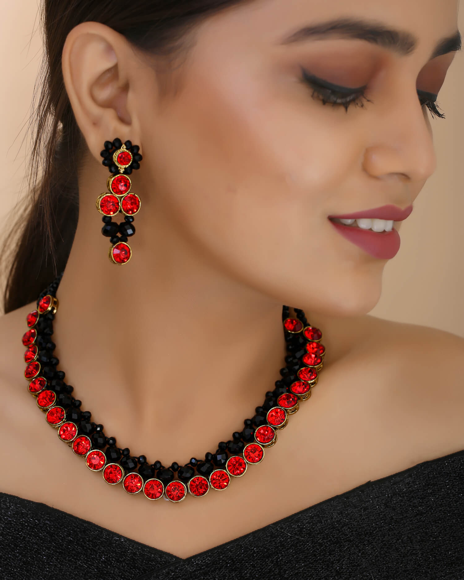 Buy Teejh Ethnic Silver Oxidized Black Stones Choker Necklace Set Online At  Best Price @ Tata CLiQ