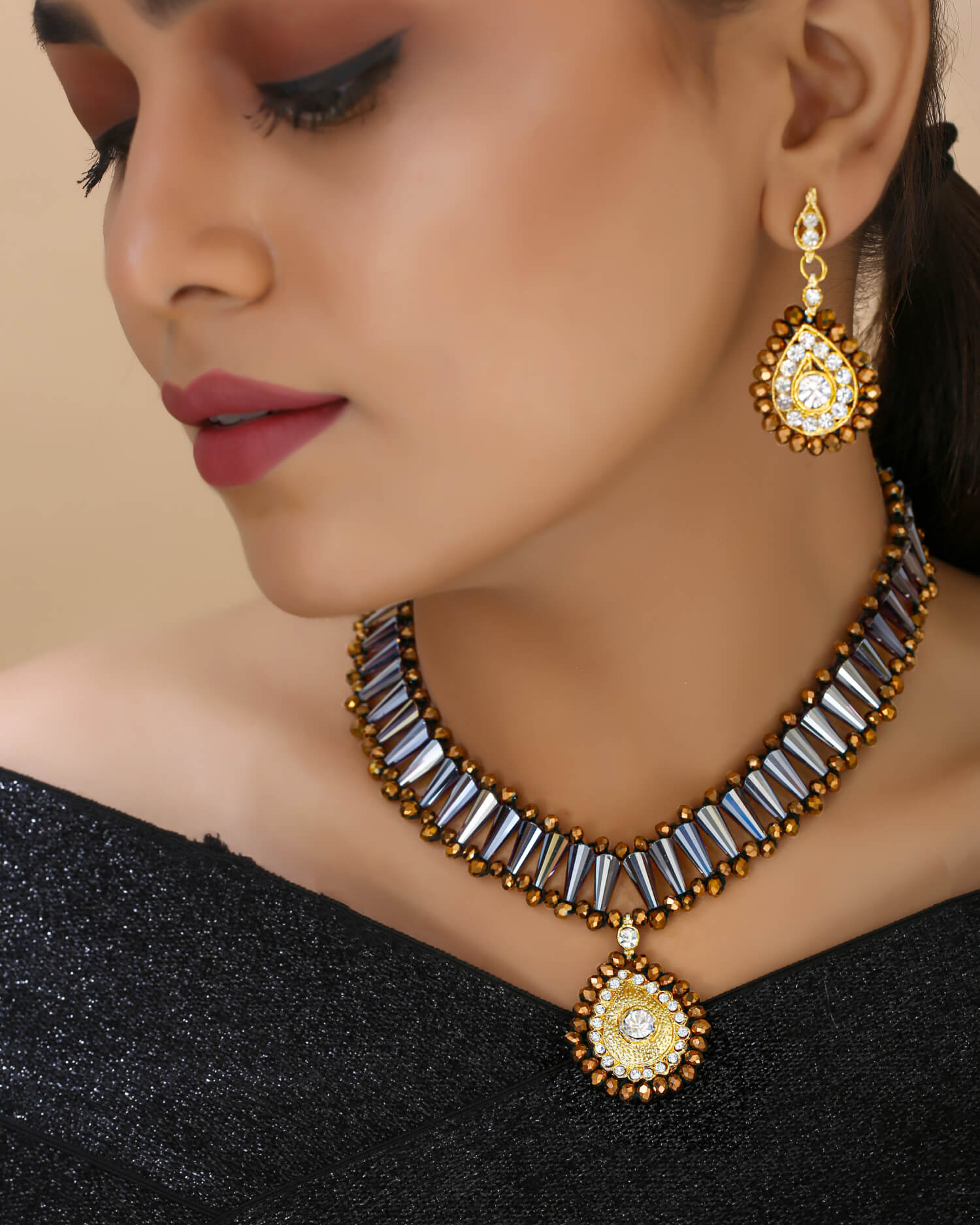 Black Choker Necklace with Earrings for Saree by FashionCrab® -  FashionCrab.us