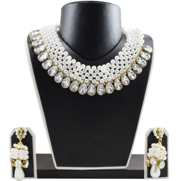 pearls & kundan necklace