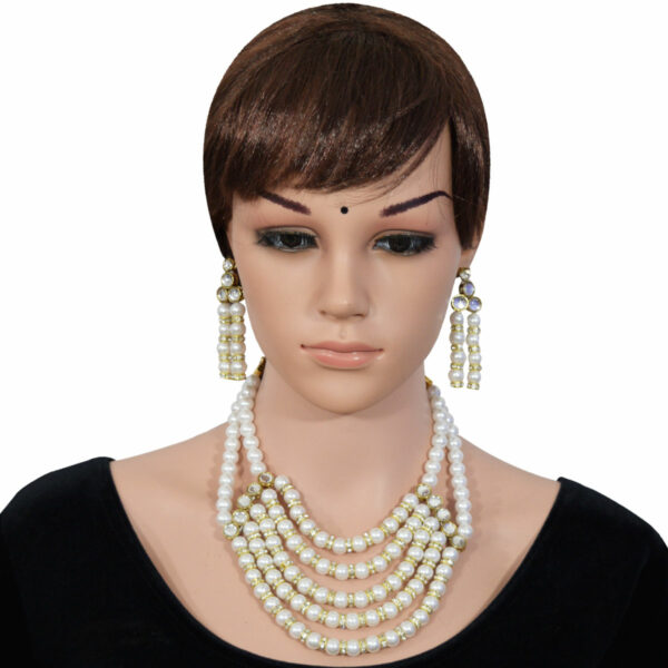 Off-White Pearls Diamond Rings Multi Row Necklace on Dummy
