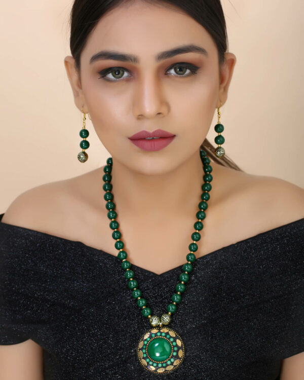 Girl Wearing Green Designer Beads Pendant Beautiful Necklace with Earrings