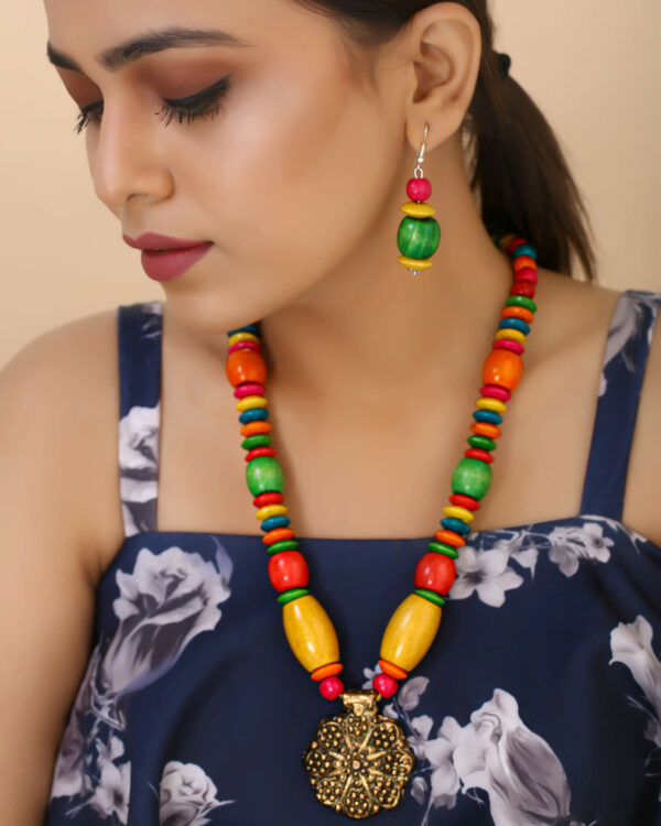Girl wearing wooden beads necklace
